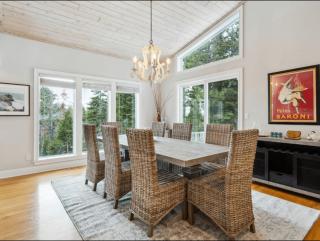 The Royal Canterbury Retreat - Near Kings Beach & Lake Tahoe - Kings Beach - 9
