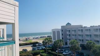 Walk to the beach - Galveston - 7