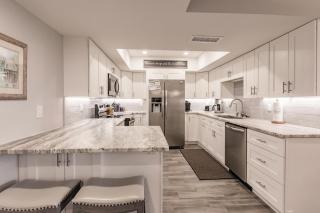 1080-702 Escape to Tropical Tranquility - Sarasota - 9