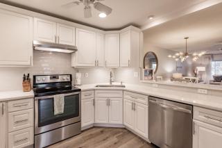 1200-303 Bay-Side Garden Views Await - Sarasota - 3
