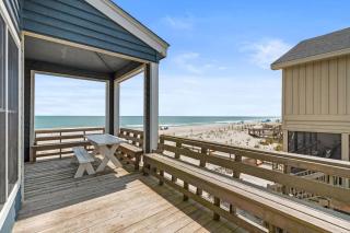 Sunrise to Sunset Oceanfront Home with Creek Dock - 3