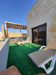 Rooftop pool with terraces F-R - Amman - 5