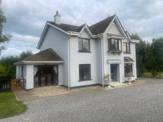 Self Contained Double Ensuite Room with private sitting room - 2