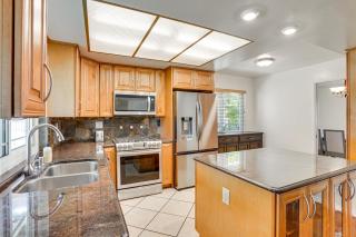 Huntington Beach Home Fire Pit, Grill and More! - 2