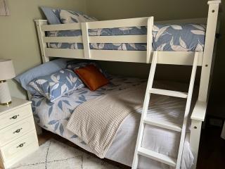 Dinnys Cottage, Free Parking, Bike Hire - 2