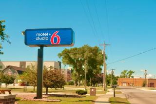 Studio 6 Elkhart, IN - 9