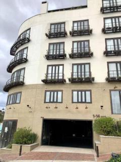 Stylish 2 Masters with Patio and View - Bogota - 5