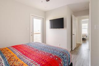 Sunset Bellini with Hot Tub - 3