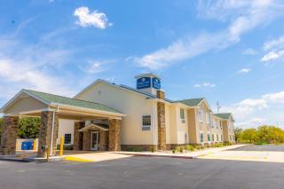 Cobblestone Inn & Suites - Winters - Winters - 0