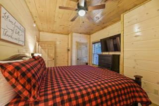 4BD-2BH-Pool Community-Hottub-Parking-Wifi - Pigeon Forge - 2