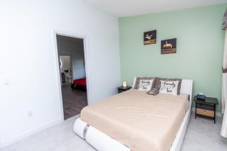 Beautiful Fully Furnished 2-Bedroom Luxury Home - Kissimmee - 3
