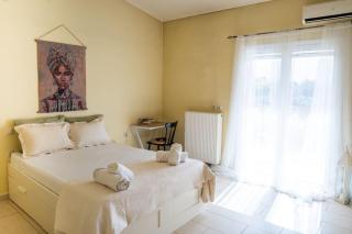 Angela quiet, modern house - Kalamata - 2