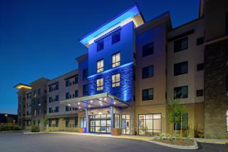 Holiday Inn Express & Suites - Valencia - Santa Clarita by IHG - Valencia - 0