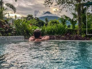 House of Views, King Bed, Volcano View - 0