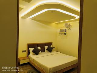 Good Vibes Hotel - Agra - 9