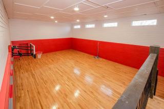 Swim and Gym Mansion - 4