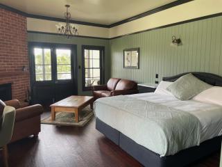 Dusty Hill Vineyard - Moffatdale - 5