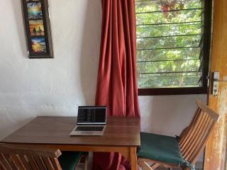 Sweta Takawiri island cottage - - 1