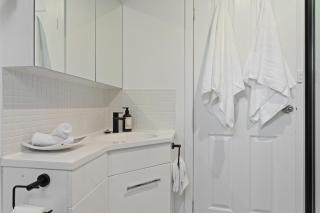 Lotti's Cottage, West Launceston - 5