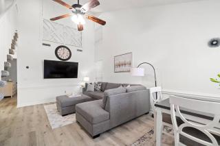 Renovated Townhome 5 mins walk to Beach, in the best resort in PCB, Horizon South - 9