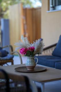 Seafront eclectic peaceful house with garden - Olympiakí Aktí - 8