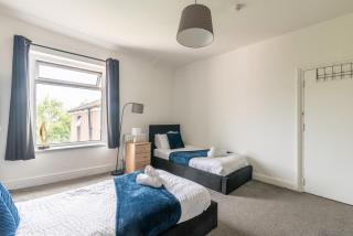 Sophia's Retreat - 2 Floor 4 Bed Apartment - Newport - Coastal Getaway - Newport - 3