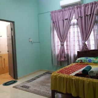 Homestay Kota Bharu Liyahana 4R3B 10 pax - 5