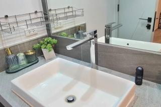 Modern 61m2 Apt, Ideally located (200Mbps+ Wi-Fi) - Chalong - 4