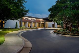 Courtyard by Marriott Charlottesville - Charlottesville - 0