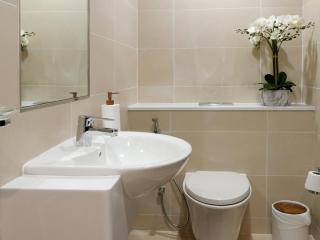 Luxurious Apartment in The Pearl, Qatar - Doha - 7