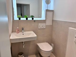 RAUM2GO - NO2 zentrales 2-Zimmer apartment DESIGN & BLICK - Wiesbaden - 3