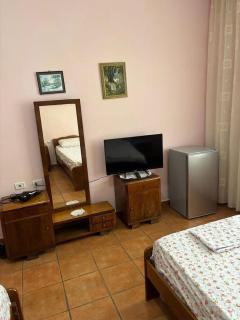 Central Guest House - Durazzo - 7
