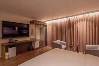 Cloud in Hotel Mokpo Peace Square - 8