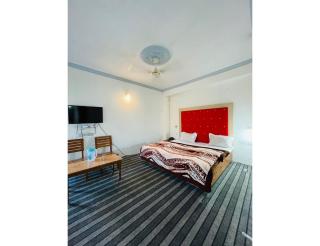 Hotel Muneer Ishfan, Srinagar - Srinagar - 9