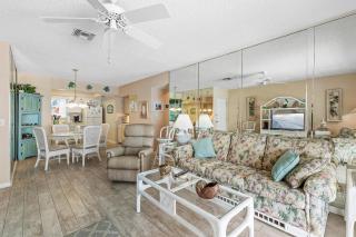 Colony Beach Club 220 - New Smyrna Beach - 2