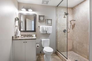 Tasteful Condo Walking Distance to French Quarter - New Orleans - 1