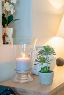 Danes Cottage - Luxury Peak District Retreat - 1