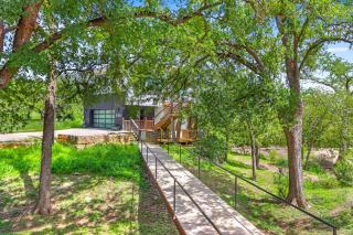 Happiness Ranch - Cypress Tree House - Blanco - 5