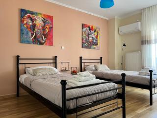 Marousi Escape - 5 mins walking away from Train - Metro - Atene - 3