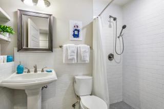 Magnificent Condo 5-minute Walk Bourbon Street Jazz Clubs - New Orleans - 3