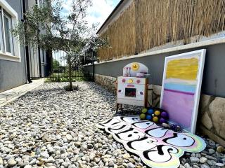 Good Vibes Boutique House - 3