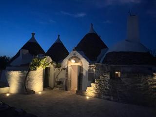 Trulli Pace 1879 Martina Franca - 1