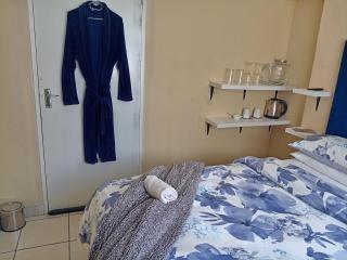 Olivia Pines Guesthouse - Krugersdorp - 5