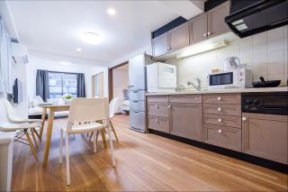 Charming Guesthouse in the Heart of Okubo 丶Steps to Metro and Convenient Travel! EoW4 - Tóquio - 0