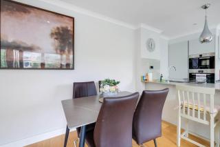 The Concord Modern 2 Bedroom Apartment - Brentford - 3