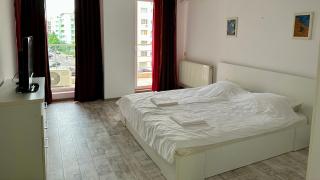 Purple Apartment Summerland - Mamaia - 6
