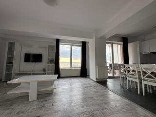 Purple Apartment Summerland - Mamaia - 5