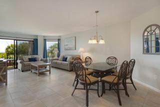 Beach Getaway, First Floor, Pool - Hilton Head Island - 8