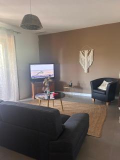 Étage de villa à Cala-Rossa proche des plages - 8