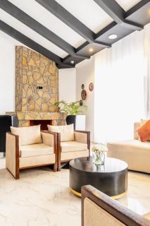 Avian Court Hotel - Naivasha - 4